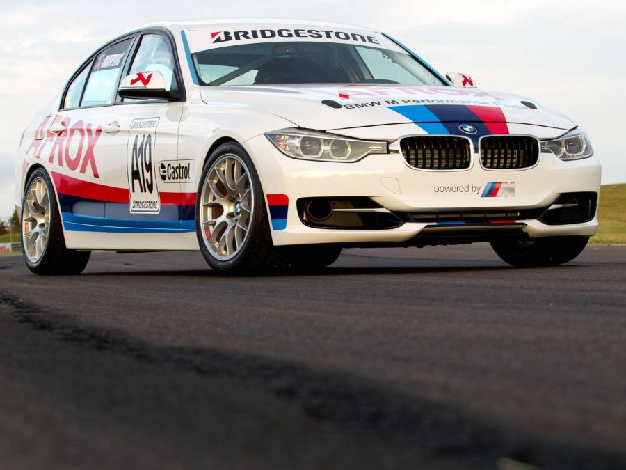  BMW 3-Series Race Car 2012 года  (фото 14 из 18)